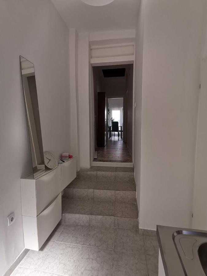 Ema & Mila 2 Apartment Knin Exterior foto